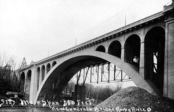 rr%20bridge%20construction%20[6].jpg
